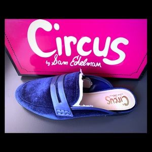 NEW Paulie Poseidon Blue Velvet Mule Sz 6.5M